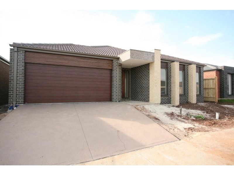 24 Brimstone Drive, Tarneit VIC 3029