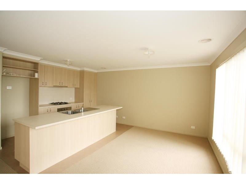 26 Blue Jay Crescent, Tarneit VIC 3029