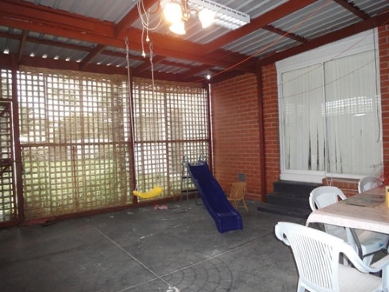 8 Julian Street, Werribee VIC 3030