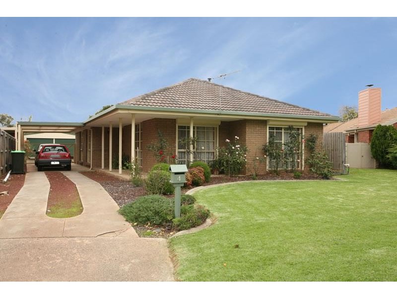 4 Wallaroo Square, Werribee VIC 3030