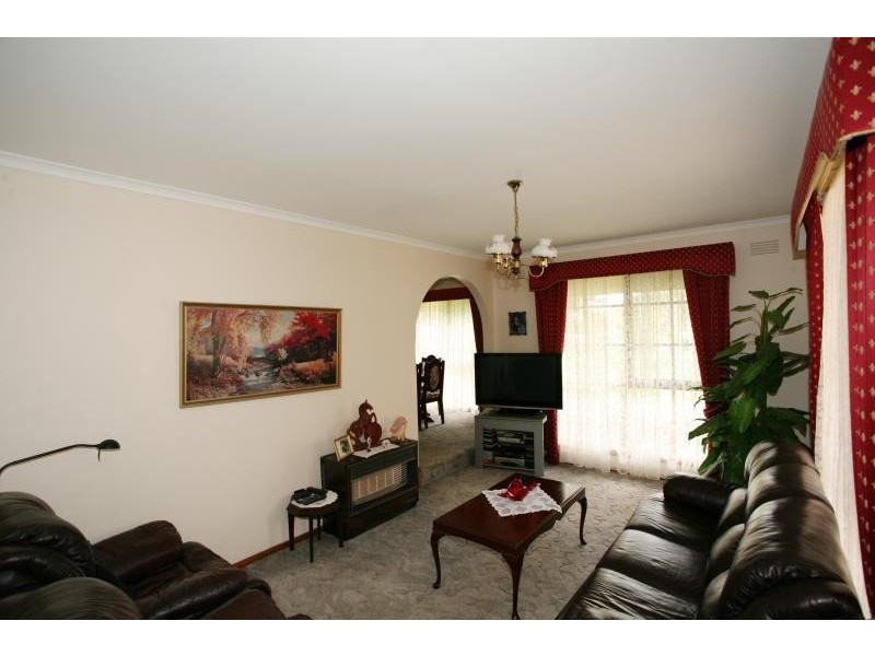 4 Wallaroo Square, Werribee VIC 3030