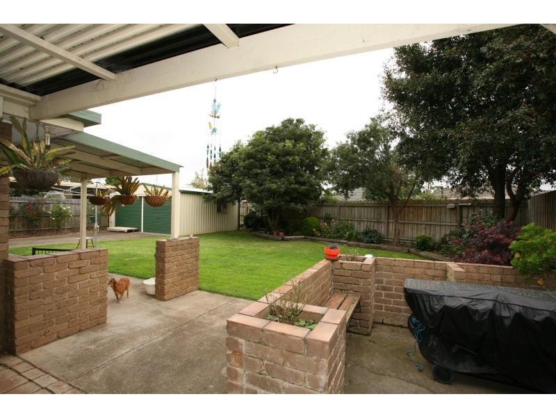4 Wallaroo Square, Werribee VIC 3030