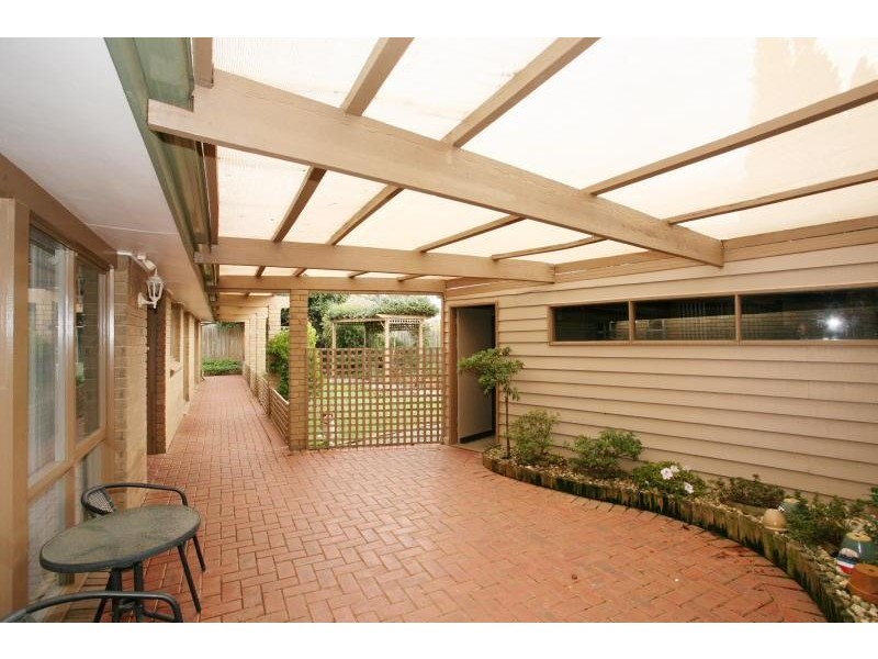 4 Moffatt Crescent, Hoppers Crossing VIC 3029