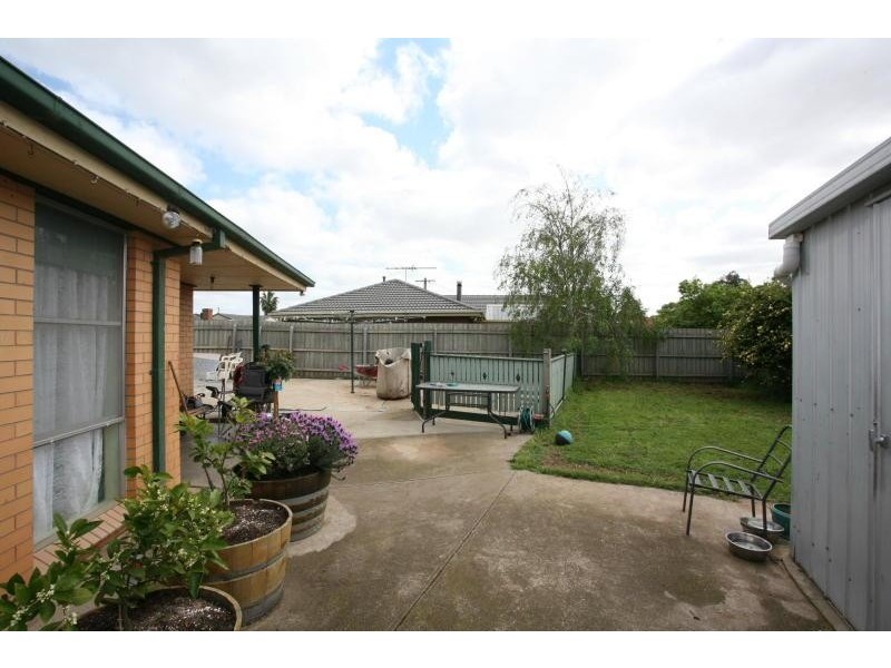 8 Thrush Court, Werribee VIC 3030