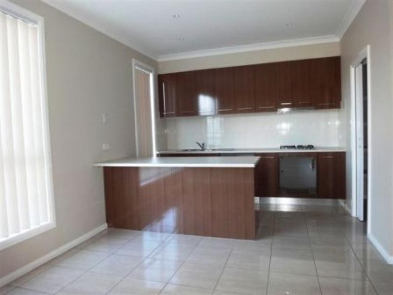 Unit 2/6 Orlando Drive, Truganina VIC 3029