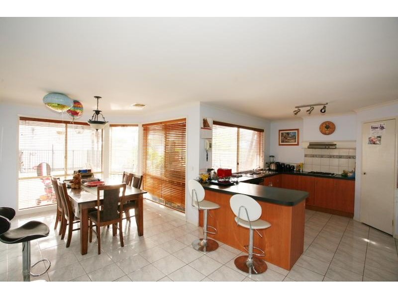 1 Trentham Close, Hoppers Crossing VIC 3029