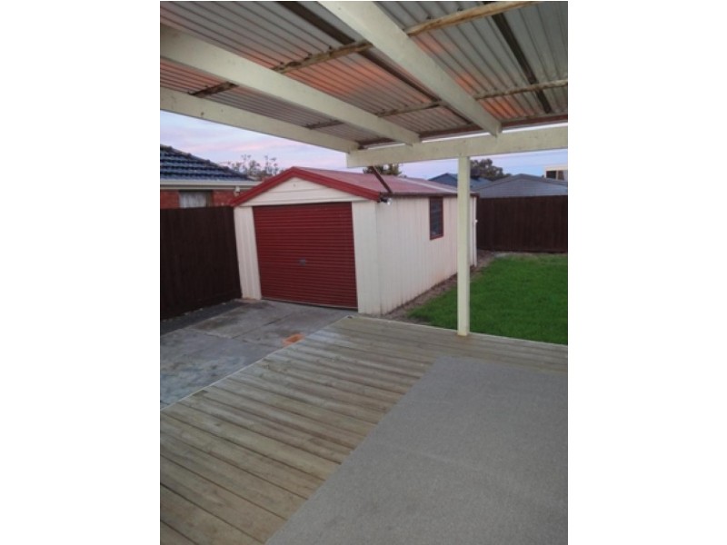 21 Burnham Drive, Hoppers Crossing VIC 3029