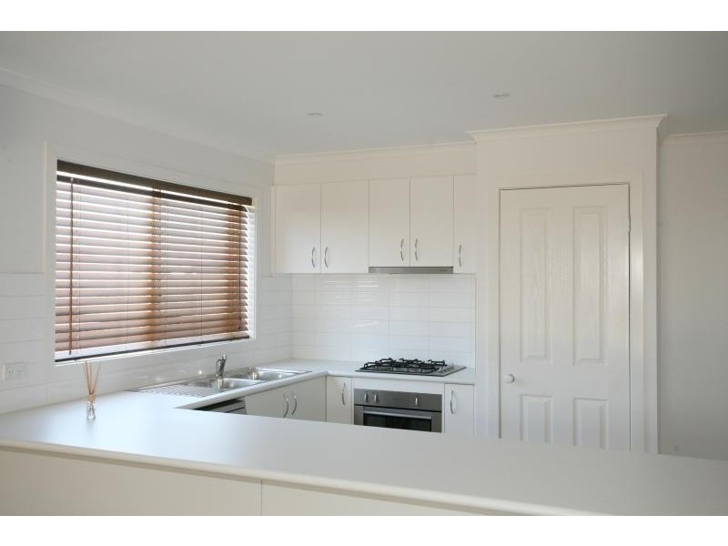 2 Sahara Way, Truganina VIC 3029