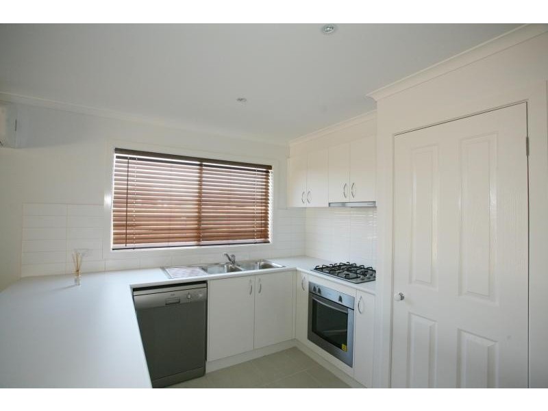 2 Sahara Way, Truganina VIC 3029