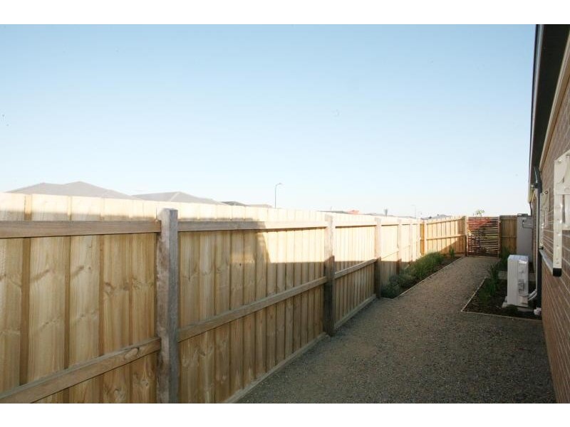 2 Sahara Way, Truganina VIC 3029