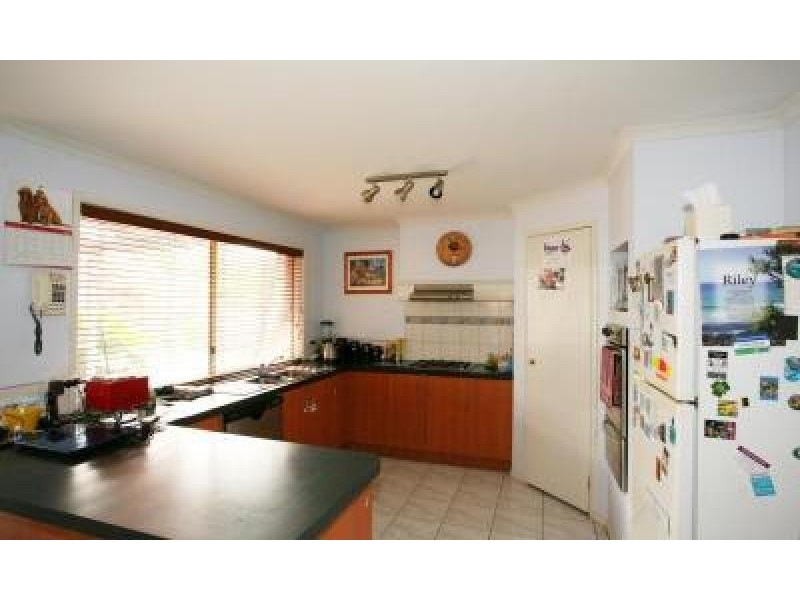 1 Trentham Close, Hoppers Crossing VIC 3029