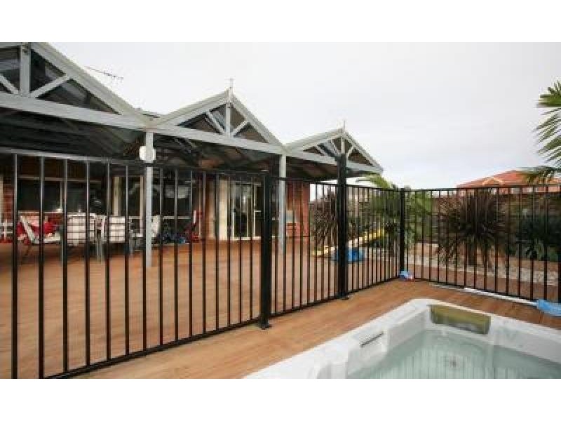 1 Trentham Close, Hoppers Crossing VIC 3029