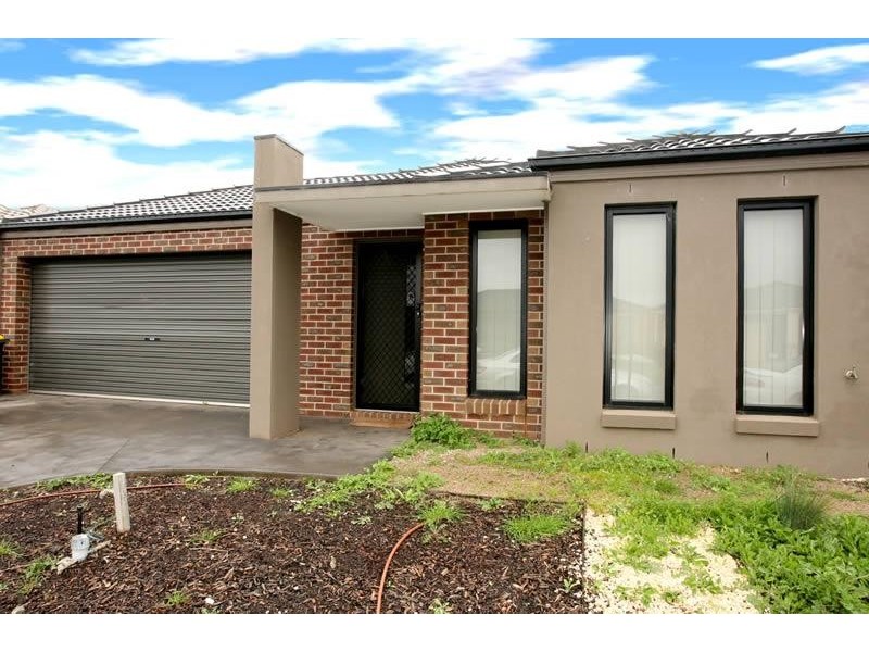 26 Blue Jay Crescent, Tarneit VIC 3029