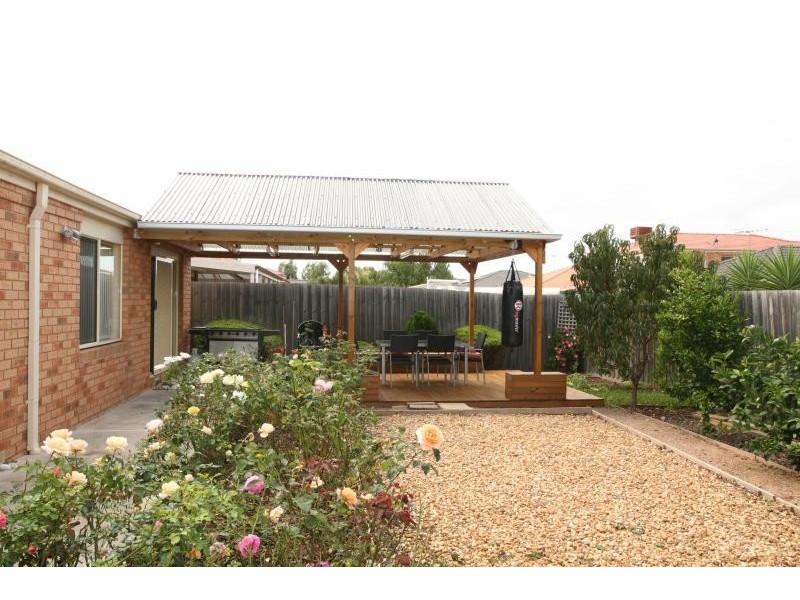 10 Kingsfield Way, Truganina VIC 3029