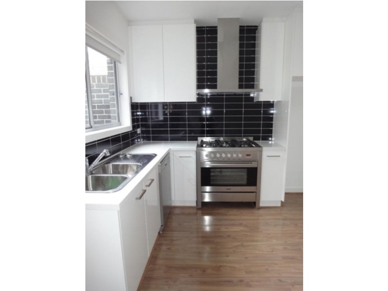 Unit 2/10 Yale Court, Truganina VIC 3029