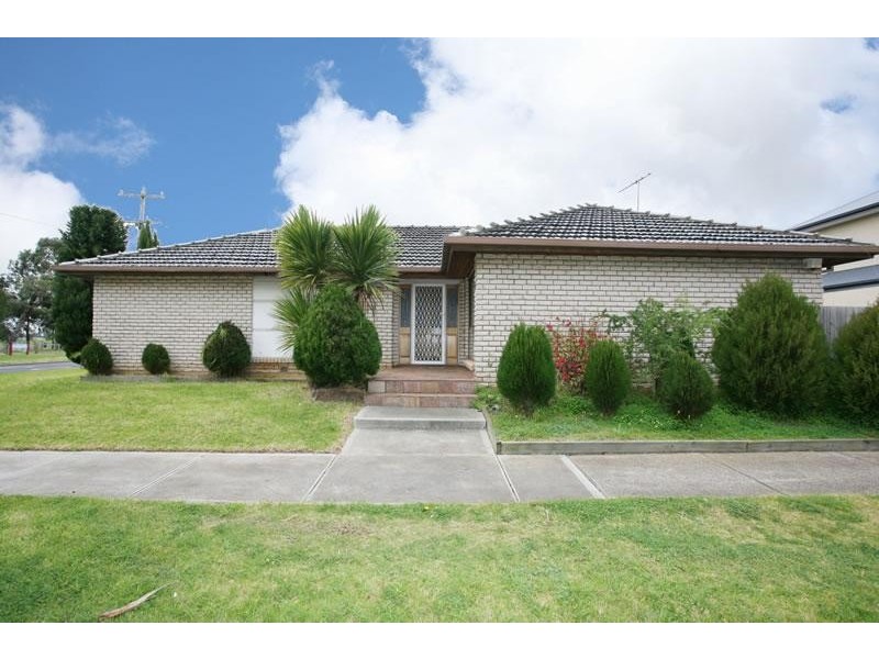 39 Hall Avenue, Altona Meadows VIC 3028
