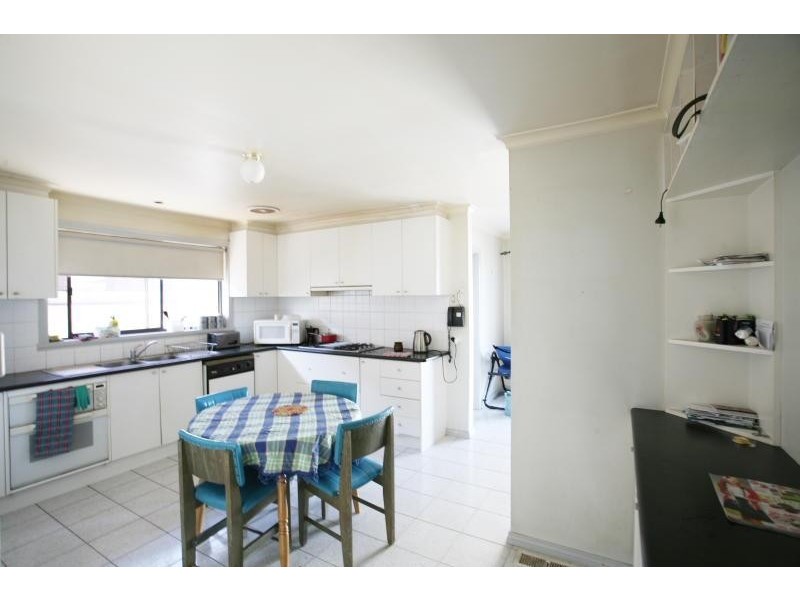 39 Hall Avenue, Altona Meadows VIC 3028