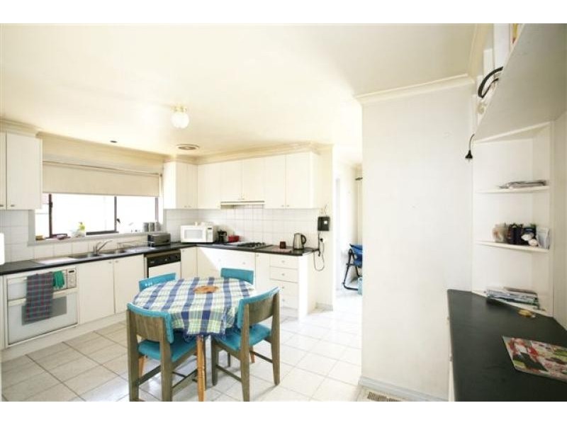 39 Hall Avenue, Altona Meadows VIC 3028