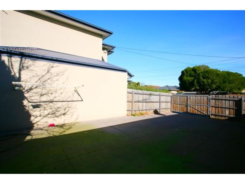 39 Hall Avenue, Altona Meadows VIC 3028