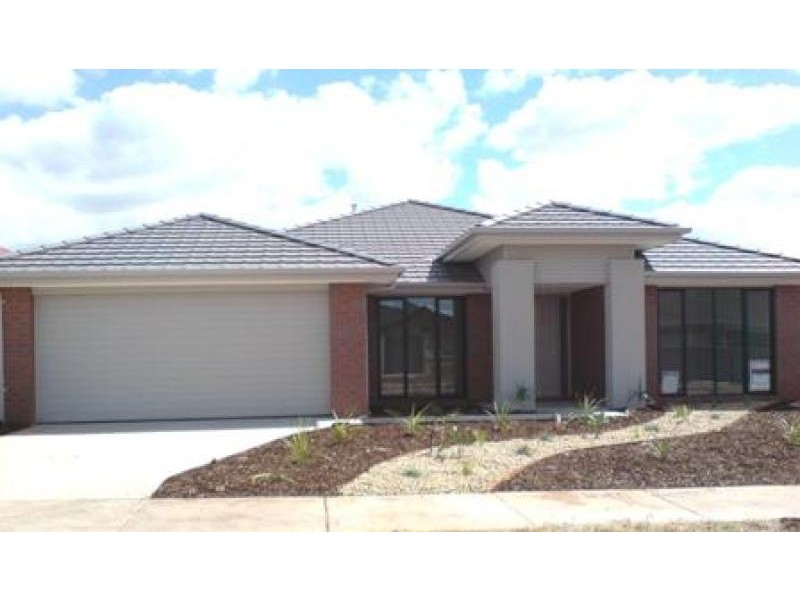 4 Madigan Street, Tarneit VIC 3029