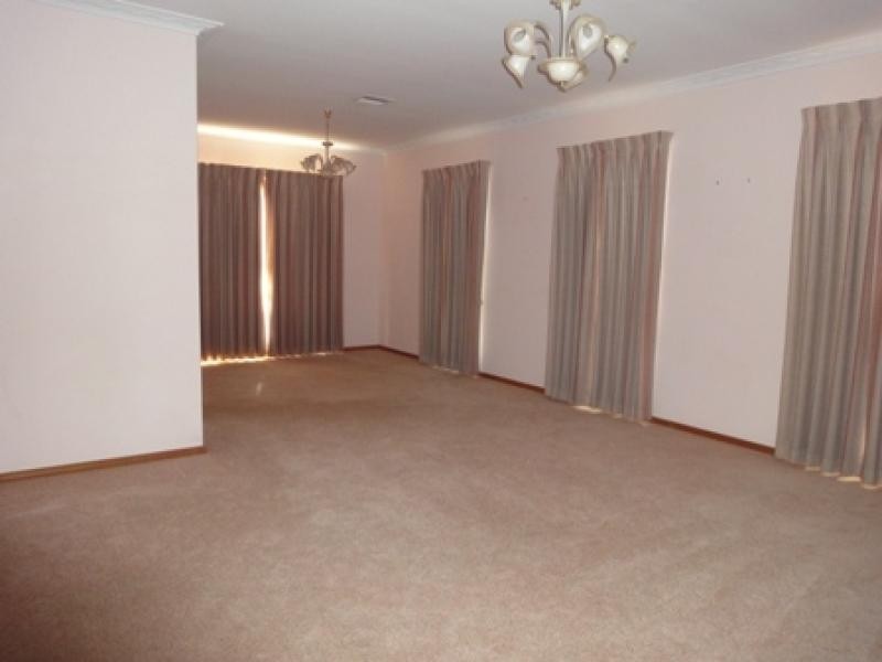 65 Duncans Road, Werribee VIC 3030