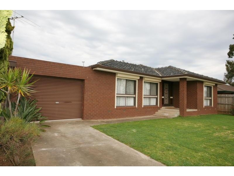 9 Loyola Road, Werribee VIC 3030