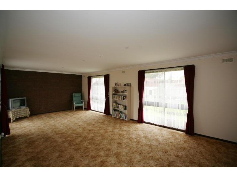 9 Loyola Road, Werribee VIC 3030