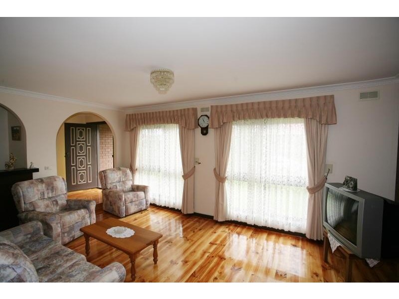 9 Loyola Road, Werribee VIC 3030