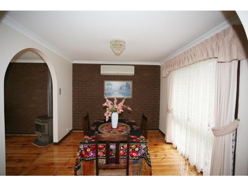 9 Loyola Road, Werribee VIC 3030