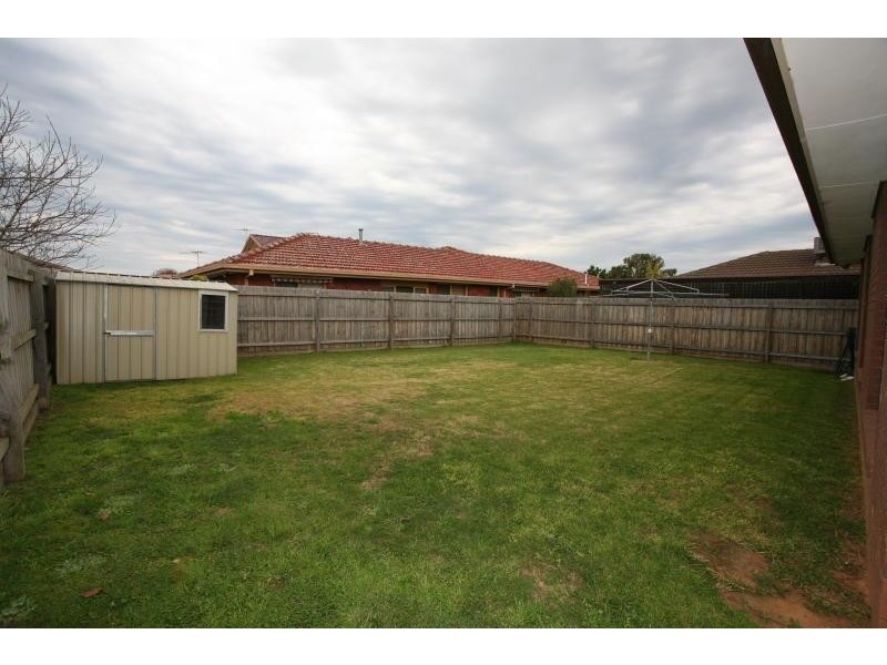 9 Loyola Road, Werribee VIC 3030