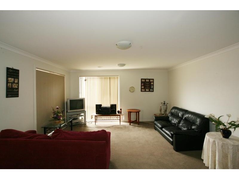 76 Tyler Crescent, Tarneit VIC 3029