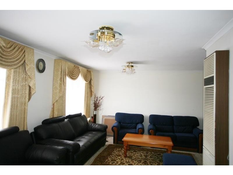 10 Hotham Crescent, Hoppers Crossing VIC 3029