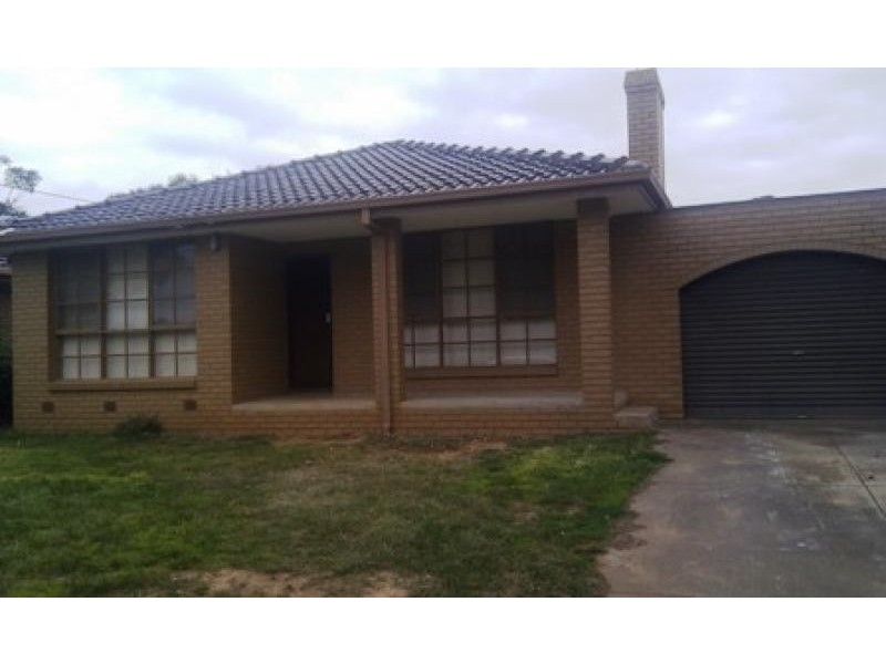 14 Kelvin Grove, Werribee VIC 3030