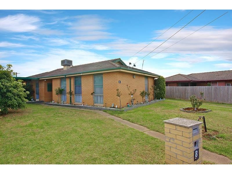 8 Thrush Court, Werribee VIC 3030