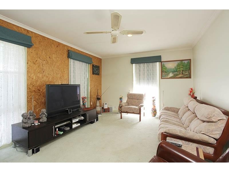 8 Thrush Court, Werribee VIC 3030
