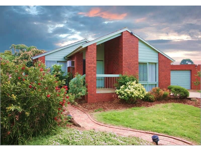 4 Lachlan Court, Werribee VIC 3030