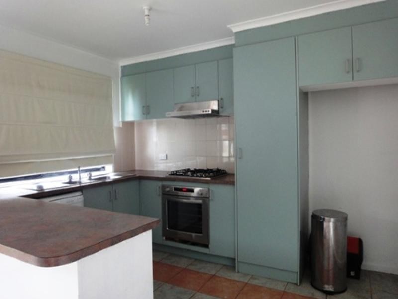 2 Lorraine Close, Hoppers Crossing VIC 3029