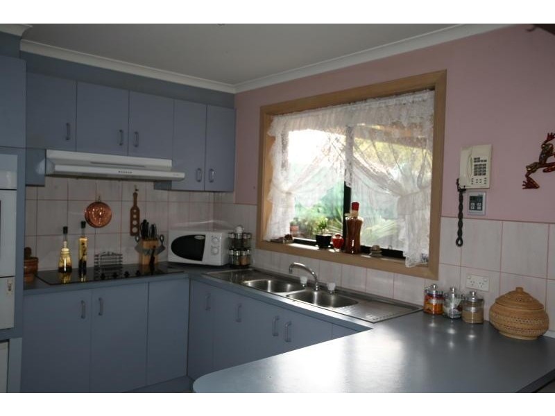 10 Elbe Close, Werribee VIC 3030