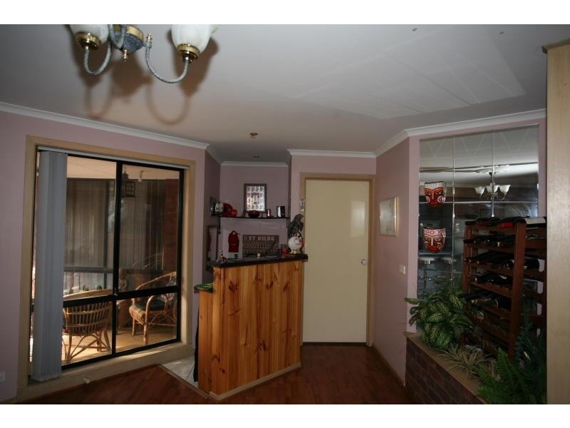 10 Elbe Close, Werribee VIC 3030