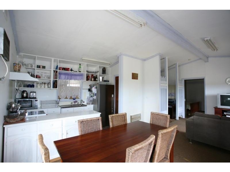 75 William Road, Little River VIC 3211