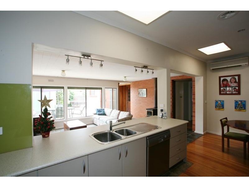 54 Baden Drive, Hoppers Crossing VIC 3029