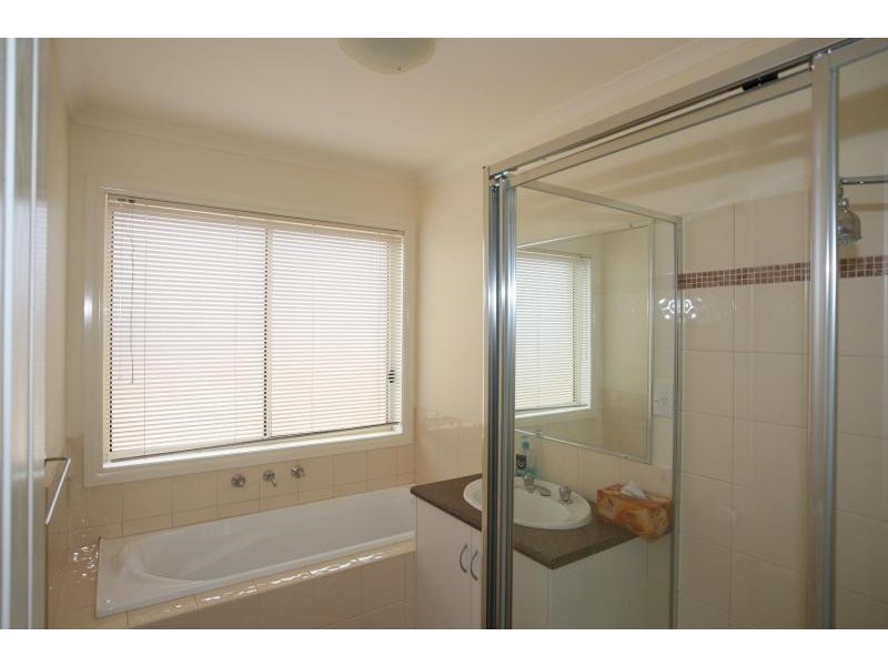 70 Latham Street, Werribee VIC 3030
