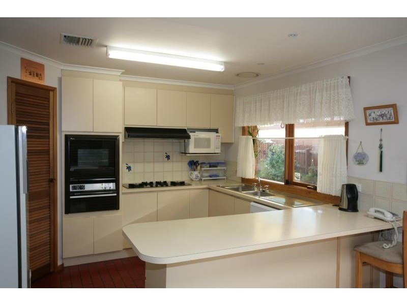 16 Hughes Street, Hoppers Crossing VIC 3029