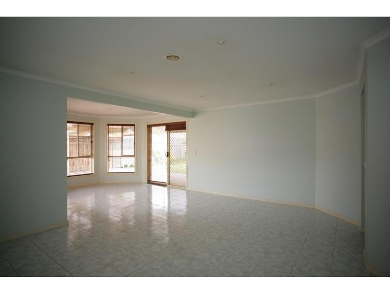 152 Kingston Boulevard, Hoppers Crossing VIC 3029