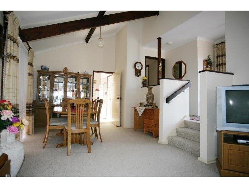 27 Hughes Street, Hoppers Crossing VIC 3029