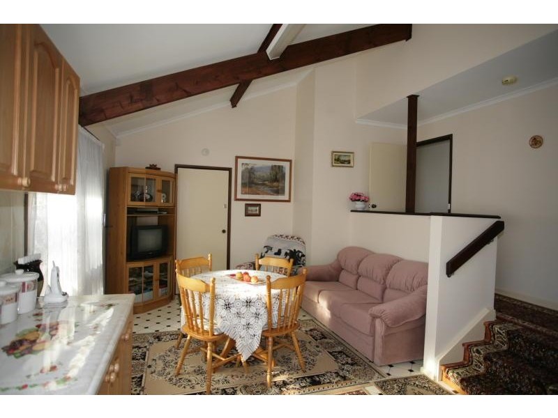 27 Hughes Street, Hoppers Crossing VIC 3029