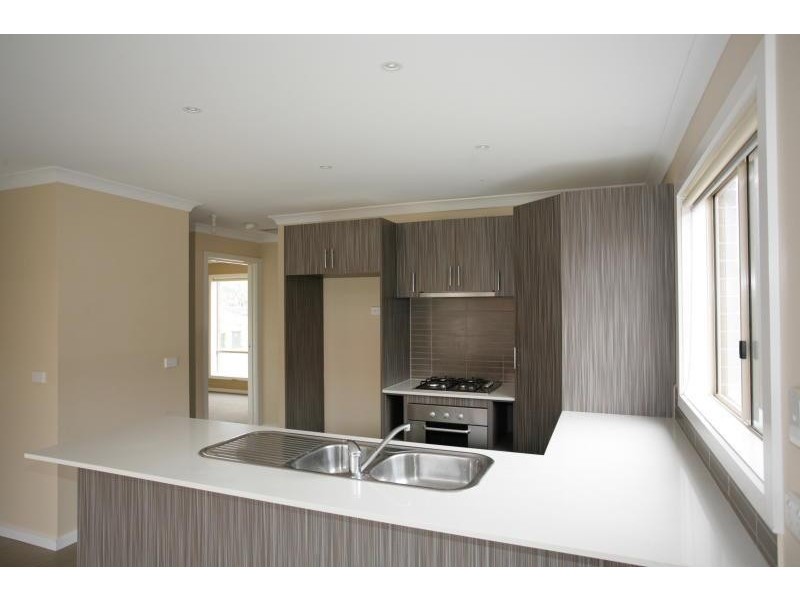 3 Bridgewater Way, Truganina VIC 3029