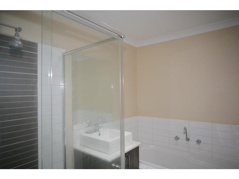 3 Bridgewater Way, Truganina VIC 3029