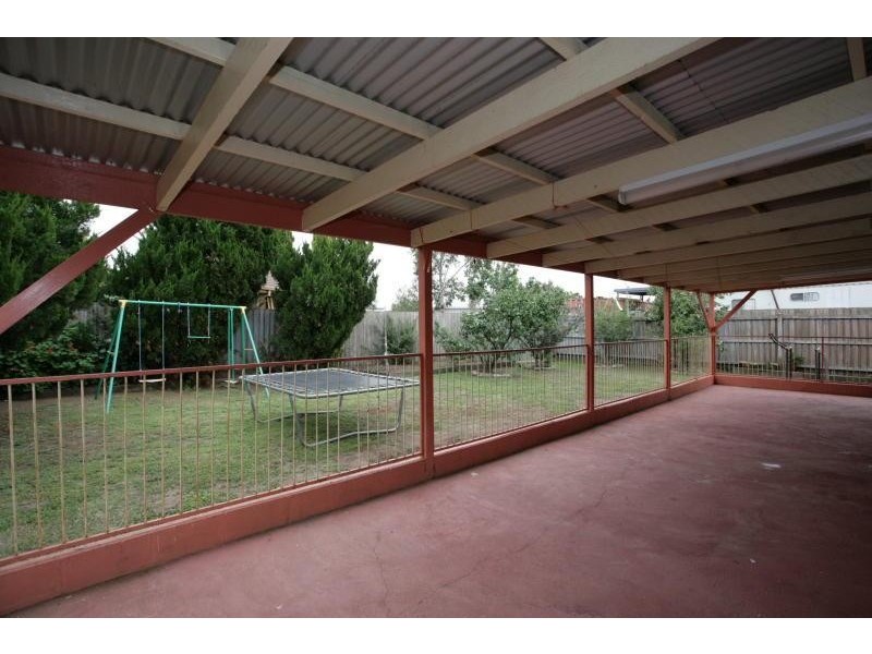 4 Flinders Crescent, Wyndham Vale VIC 3024