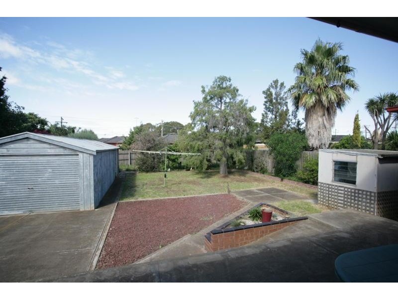 17 Powell Drive, Hoppers Crossing VIC 3029